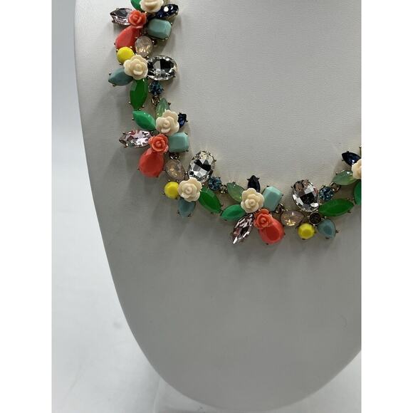 J. Crew Rosette Garden MultiColor Crystal Flower Statement Necklace New - Picture 16 of 16